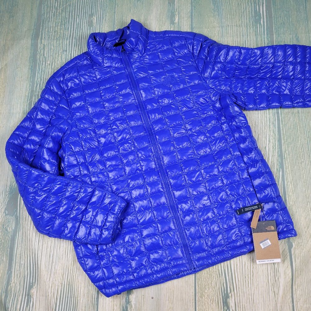 New THE NORTH FACE slim fit thermoball eco quilted jacket